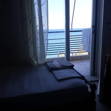 Apartment N N
