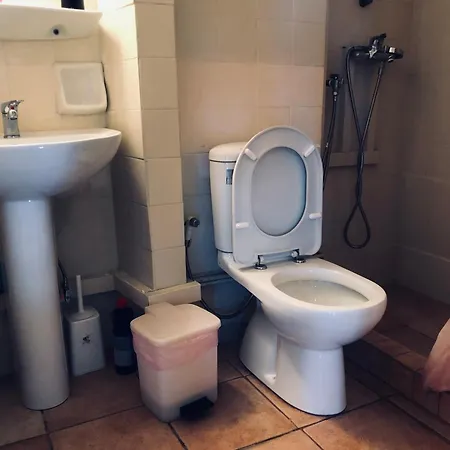 N N Apartment