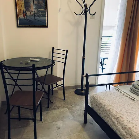 N N * Άγιοι Θεόδωροι
